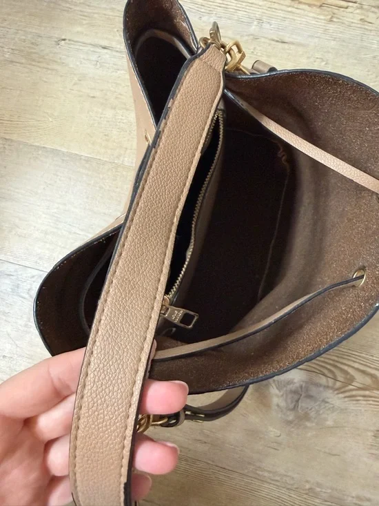 Purse - Picture 7 of 8